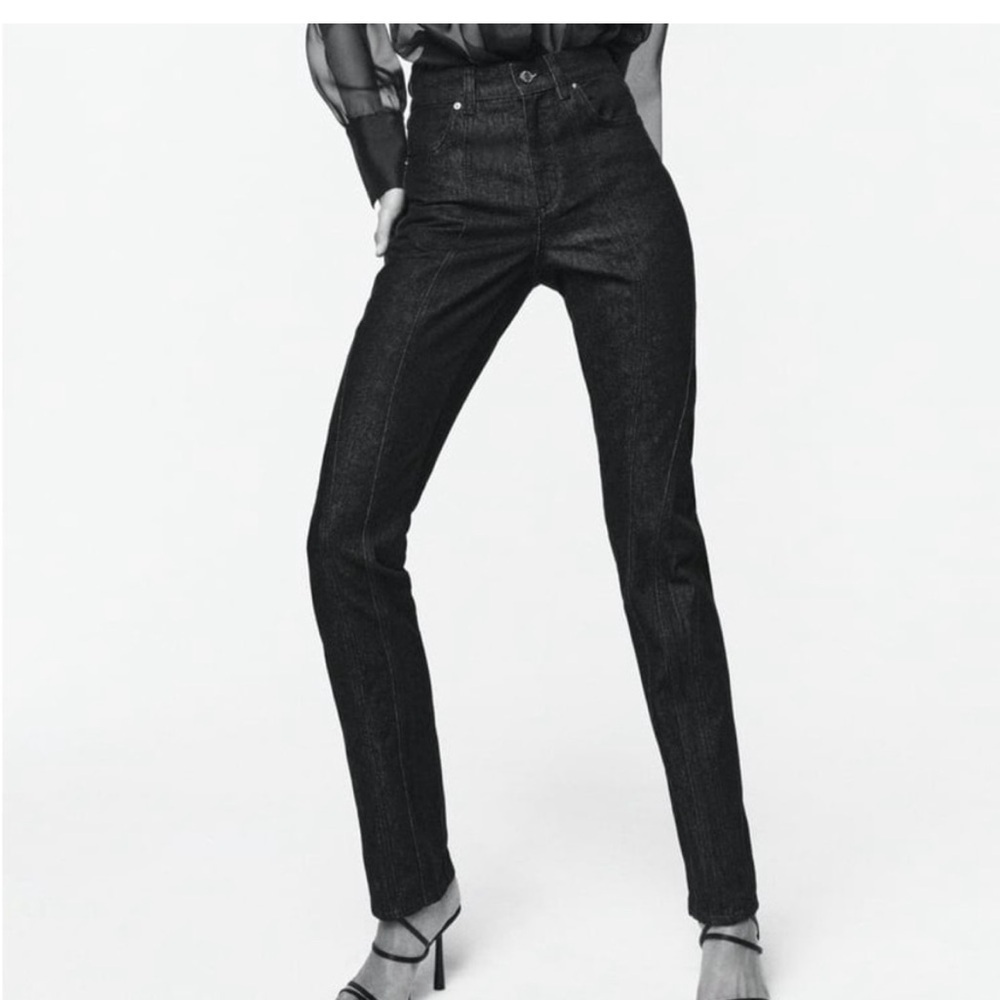 NWT Zara The Panelled Slim High Rise Black Jeans. Size 4